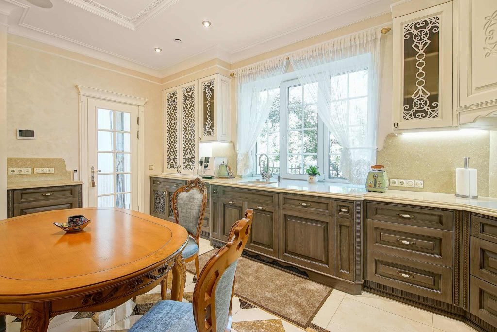 Vitmedis virtuves baldai